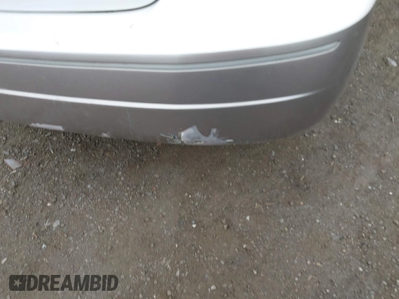2000 Toyota Avalon XL z VIN 4T1BF28B9YU040456, wystawiony jako IAAI lot #42310333 z przebiegiem 201 596 mil mil oraz . Historia ofert i sprzedaży dostępna na DreamBid. Obrazek 14.
