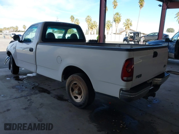 2000 Ford F-150 with VIN 1FTZF1721YKA10216, listed as a IAAI auction lot 41324560 with 382,055 mi miles and . Bid and sale history available at DreamBid. Image 3.
