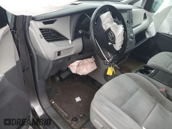 2017 Toyota Sienna LE Auto Access Seat with VIN 5TDKZ3DC4HS856642, listed as a Copart auction lot 43782355 with Not Provided miles and Salvage Title. Bid and sale history available at DreamBid. Image 8.