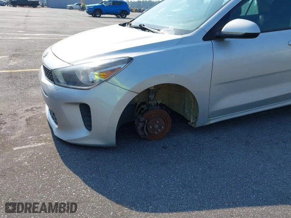 2018 Kia Rio LX with VIN 3KPA24AB9JE050409, listed as a IAAI auction lot 41982322 with 188,824 mi miles. Bid and sale history available at carsss.com. Image 6.