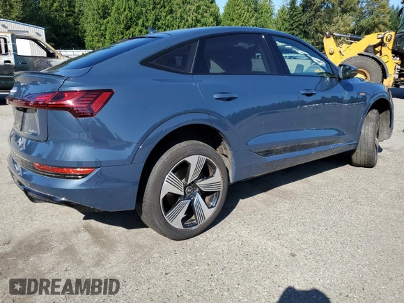 2021 Audi e-tron Sportback Prestige z VIN WA13AAGE8MB037626, wystawiony jako Copart lot #69024824 z przebiegiem 21 649 mil mil oraz Szkoda całkowita • Salvage title. Historia ofert i sprzedaży dostępna na DreamBid. Obrazek 3.
