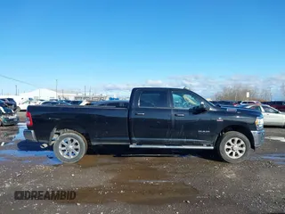 2019 Ram 2500 Big Horn with VIN 3C6UR5JL7KG626549, listed as a IAAI auction lot 42034609 with 47,996 mi miles. Bid and sale history available at carsss.com. Image 13.