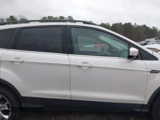 2014 Ford Escape SE with VIN 1FMCU0GX6EUD43105, listed as a IAAI auction lot 41728686 with 95,729 mi miles. Bid and sale history available at carsss.com. Image 14.