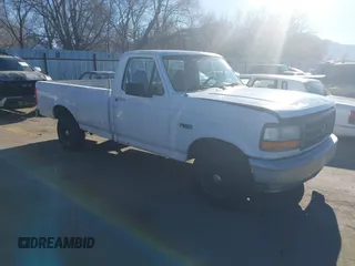 1995 Ford F-150 with VIN 1FTDF15Y4SLC02751, listed as a IAAI auction lot 41689464 with 366,344 mi miles. Bid and sale history available at carsss.com. Image 1.