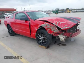 2006 Ford Mustang Standard with VIN 1ZVFT80N265195958, listed as a IAAI auction lot 41704743 with 185,486 mi miles and . Bid and sale history available at DreamBid. Image 1.