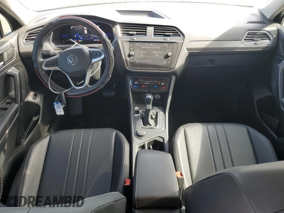 2022 Volkswagen Tiguan SE z VIN 3VV2B7AX0NM055349, wystawiony jako Copart lot #63609935 z przebiegiem 92 866 mil mil oraz Szkoda całkowita • Salvage title. Historia ofert i sprzedaży dostępna na DreamBid. Obrazek 8.
