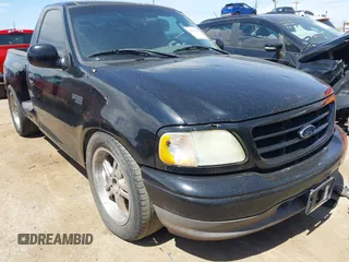 2003 Ford F-150 XL с VIN 1FTRF07233KD62538, выставлен на аукционе IAAI как лот 42605967 с пробегом 256 207 миль миль и . История ставок и продаж доступна на DreamBid. Изображение 1.