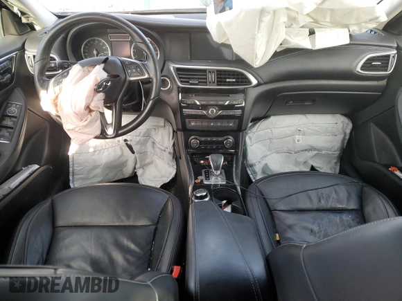 2018 Infiniti QX30 ESSENTIAL with VIN SJKCH5CP2JA057613, listed as a Copart auction lot 36877244 with 137,619 mi miles. Bid and sale history available at carsss.com. Image 8.