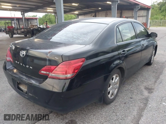2008 Toyota Avalon XL with VIN 4T1BK36B18U313202, listed as a IAAI auction lot 41961451 with 279,418 mi miles and . Bid and sale history available at DreamBid. Image 4.