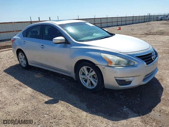 2015 Nissan Altima 2.5 SL with VIN 1N4AL3AP8FN314554, listed as a IAAI auction lot 42027554 with 190,436 mi miles. Bid and sale history available at carsss.com. Image 1.