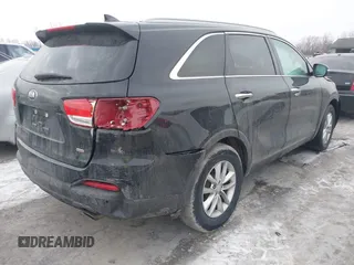 2017 Kia Sorento LX with VIN 5XYPGDA33HG288273, listed as a IAAI auction lot 41553468 with 116,362 mi miles. Bid and sale history available at carsss.com. Image 4.
