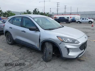 2020 Ford Escape S с VIN 1FMCU0F67LUB91776, выставлен на аукционе IAAI как лот 42386274 с пробегом 64 497 миль миль и . История ставок и продаж доступна на DreamBid. Изображение 1.