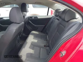 2011 Volkswagen Jetta TDI с VIN 3VWLL7AJ0BM067943, выставлен на аукционе IAAI как лот 42294960 с пробегом 139 607 миль миль и . История ставок и продаж доступна на DreamBid. Изображение 8.