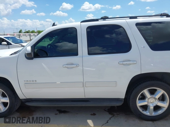 2010 Chevrolet Tahoe LT with VIN 1GNMCBE30AR196579, listed as a IAAI auction lot 42587023 with 226,517 mi miles and . Bid and sale history available at DreamBid. Image 14.