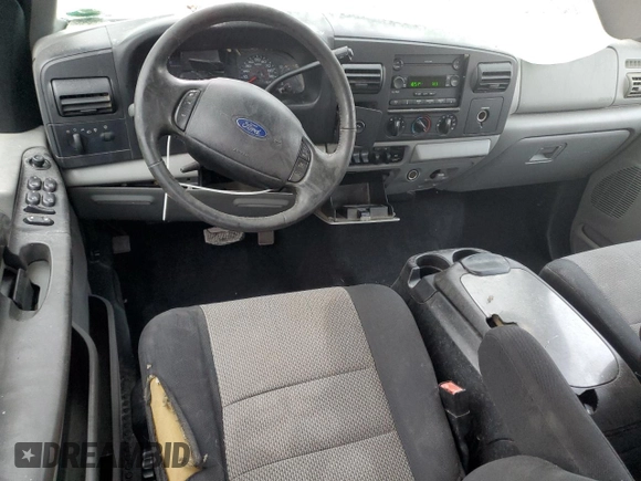 2006 Ford Super Duty F-250 XL with VIN 1FTSW20P36EA35904, listed as a Copart auction lot 43701275 with 204,676 mi miles and Salvage Title. Bid and sale history available at carsss.com. Image 8.