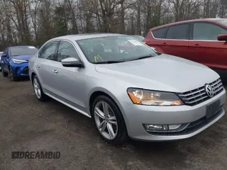 2015 Volkswagen Passat 2.0L TDI SEL Premium with VIN 1VWCV7A37FC054996, listed as a IAAI auction lot 41904980 with 122,312 mi miles. Bid and sale history available at carsss.com. Image 1.