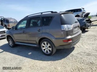 2010 Mitsubishi Outlander SE with VIN JA4AS3AW7AZ013970, listed as a Copart auction lot 53640735 with 162,987 mi miles and Clean Title. Bid and sale history available at carsss.com. Image 2.