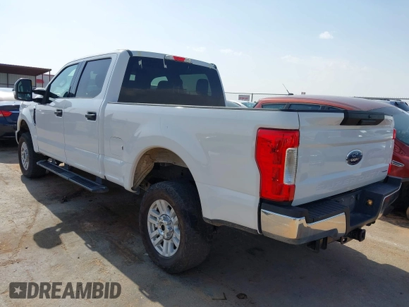 2019 Ford F-250 XL with VIN 1FT7W2B65KED74071, listed as a IAAI auction lot 42505692 with 197,880 mi miles and . Bid and sale history available at DreamBid. Image 3.