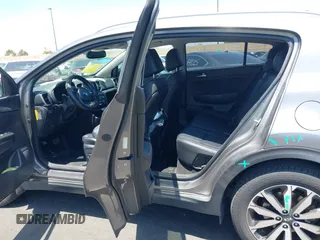 2017 Kia Sportage EX with VIN KNDPN3AC8H7186240, listed as a IAAI auction lot 42283574 with 100,153 mi miles and . Bid and sale history available at DreamBid. Image 8.