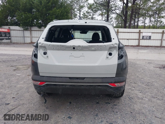 2024 Hyundai Tucson SEL Convenience with VIN KM8JCCD14RU182268, listed as a IAAI auction lot 41938942 with 15,683 mi miles and . Bid and sale history available at carsss.com. Image 17.