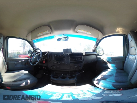 2017 Chevrolet Express Cargo Van with VIN 1GCWGAFF2H1133906, listed as a IAAI auction lot 42037388 with 218,601 mi miles. Bid and sale history available at carsss.com. Image 18.