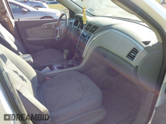 2012 Chevrolet Traverse 1LT with VIN 1GNKRGED8CJ255147, listed as a IAAI auction lot 40706030 with 177,539 mi miles and . Bid and sale history available at DreamBid. Image 5.