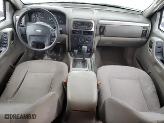 2003 Jeep Grand Cherokee Laredo with VIN 1J4GW48SX3C612620, listed as a Copart auction lot 87298644 with 230,970 mi miles and Non Repairable. Bid and sale history available at carsss.com. Image 8.