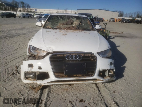 2015 Audi A4 Premium Plus with VIN WAUFFAFLXFN002394, listed as a Copart auction lot 47485925 with 0 mi miles and Salvage Title. Bid and sale history available at carsss.com. Image 5.