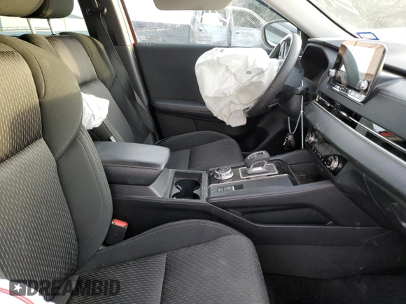2023 Mitsubishi Outlander ES z VIN JA4J3TA86PZ010761, wystawiony jako Copart lot #84724844 z przebiegiem Nie podano mil oraz Szkoda całkowita • Salvage title. Historia ofert i sprzedaży dostępna na DreamBid. Obrazek 7.