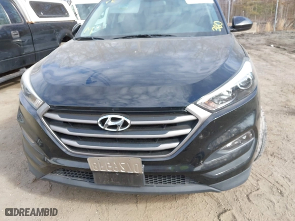 2016 Hyundai Tucson SE with VIN KM8J3CA42GU168610, listed as a IAAI auction lot 41639335 with 86,920 mi miles. Bid and sale history available at carsss.com. Image 11.