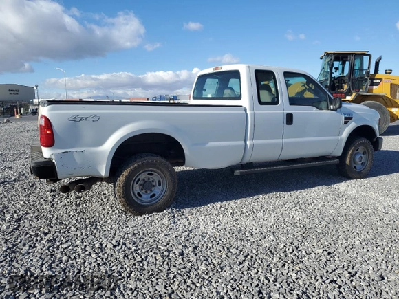 2008 Ford F-350 XL with VIN 1FTWX31R58ED57984, listed as a Copart auction lot 43121415 with 182,945 mi miles and Salvage Title. Bid and sale history available at DreamBid. Image 3.