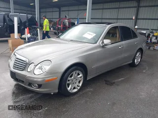 2007 Mercedes-Benz E 320 with VIN WDBUF22X17B033107, listed as a IAAI auction lot 42088387 with 299,938 mi miles and . Bid and sale history available at DreamBid. Image 2.