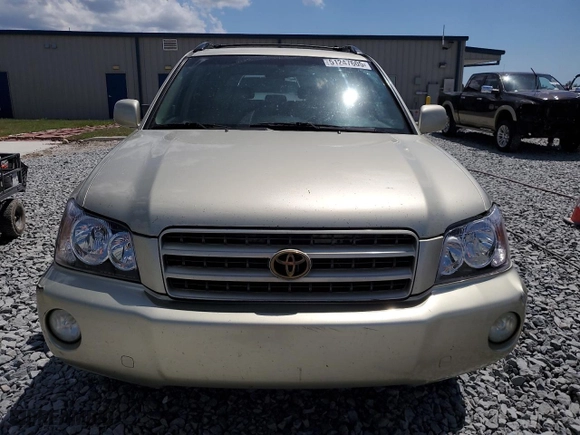 2003 Toyota Highlander with VIN JTEHF21A830123209, listed as a Copart auction lot 51247605 with 251,740 mi miles and Salvage Title. Bid and sale history available at carsss.com. Image 5.