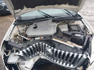 2010 Mercury Milan Hybrid with VIN 3MEDM0L35AR612321, listed as a IAAI auction lot 42297872 with 205,182 mi miles and . Bid and sale history available at DreamBid. Image 10.