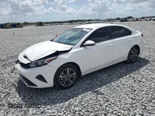 2024 Kia Forte LXS with VIN 3KPF24AD8RE778502, listed as a Copart auction lot 51736975 with 17,241 mi miles and Salvage Title. Bid and sale history available at carsss.com. Image 1.