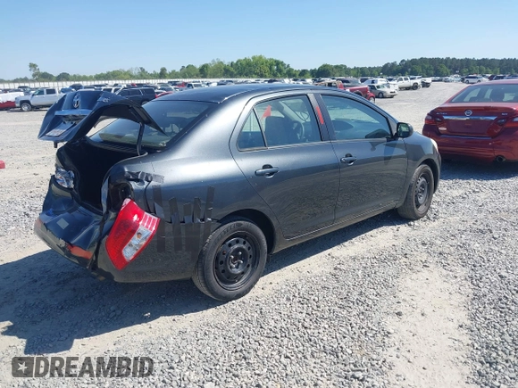2009 Toyota Yaris z VIN JTDBT903X94057262, wystawiony jako IAAI lot #42056762 z przebiegiem 217 757 mil mil oraz . Historia ofert i sprzedaży dostępna na DreamBid. Obrazek 4.