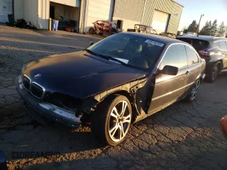 2002 BMW 3 Series 330Ci with VIN WBABN53422PH00697, listed as a Copart auction lot 42816245 with 187,159 mi miles and Salvage Title. Bid and sale history available at carsss.com. Image 1.