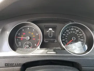 2017 Volkswagen Golf S с VIN 3VWH17AU7HM544009, выставлен на аукционе Copart как лот 59545755 с пробегом 52 371 миль миль и Списание • Salvage title. История ставок и продаж доступна на DreamBid. Изображение 9.
