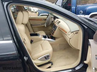2007 Mercedes-Benz R-Class 3.5L with VIN 4JGCB65E27A041034, listed as a IAAI auction lot 41832205 with 194,517 mi miles. Bid and sale history available at carsss.com. Image 5.