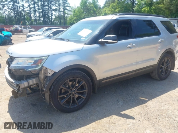 2017 Ford Explorer XLT with VIN 1FM5K7D83HGA69028, listed as a IAAI auction lot 41977896 with 169,283 mi miles and . Bid and sale history available at carsss.com. Image 18.