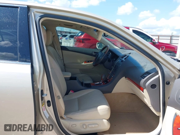 2010 Lexus ES 330 with VIN JTHBK1EG4A2390829, listed as a IAAI auction lot 42120535 with 111,764 mi miles and . Bid and sale history available at DreamBid. Image 5.