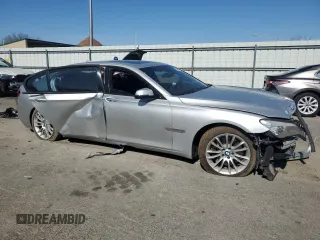 2013 BMW 7 Series 750Li xDrive с VIN WBAYF8C5XDD141001, выставлен на аукционе Copart как лот 48727635 с пробегом 131 462 миль миль и Списание • Salvage title. История ставок и продаж доступна на DreamBid. Изображение 4.