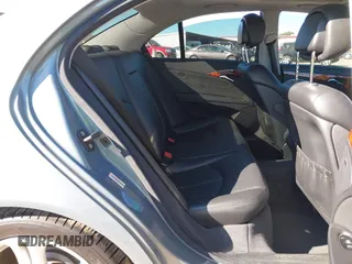 2006 Mercedes-Benz E 350 z VIN WDBUF56J26A864191, wystawiony jako IAAI lot #41713078 z przebiegiem 127 627 mil mil oraz . Historia ofert i sprzedaży dostępna na DreamBid. Obrazek 8.