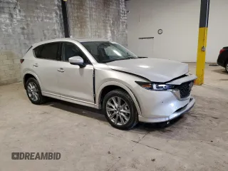 2025 Mazda CX-5 2.5 S Premium Plus Package with VIN JM3KFBEM2S0543357, listed as a Copart auction lot 41458725 with 5,600 mi miles and Salvage Title. Bid and sale history available at carsss.com. Image 4.