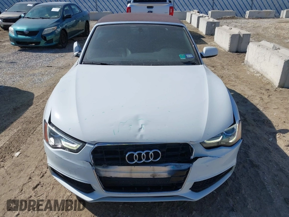2015 Audi A5 Premium Plus z VIN WAUMFAFH3FN001641, wystawiony jako IAAI lot #41781985 z przebiegiem 44 229 mil mil oraz . Historia ofert i sprzedaży dostępna na DreamBid. Obrazek 12.