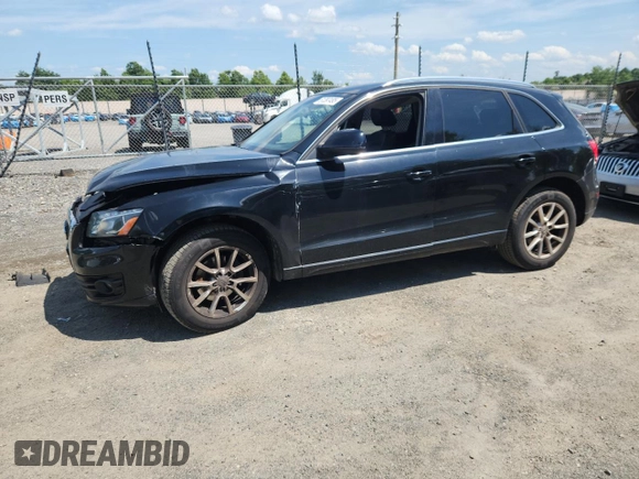 2010 Audi Q5 Premium Plus z VIN WA1LKAFP6AA088818, wystawiony jako Copart lot #61397495 z przebiegiem 103 972 mil mil oraz Szkoda całkowita • Salvage title. Historia ofert i sprzedaży dostępna na DreamBid. Obrazek 1.
