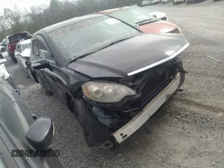 2007 Acura RDX Tech Pkg with VIN 5J8TB18507A013978, listed as a IAAI auction lot 42010152 with 197,318 mi miles. Bid and sale history available at carsss.com. Image 1.