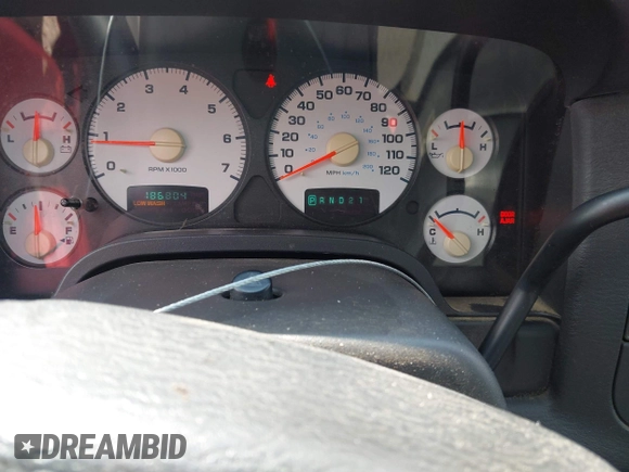 2003 Dodge 1500 SLT z VIN 1D7HU18N93J593469, wystawiony jako IAAI lot #42434581 z przebiegiem 186 804 mil mil oraz . Historia ofert i sprzedaży dostępna na DreamBid. Obrazek 7.