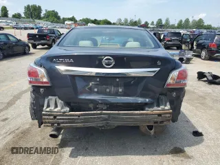 2015 Nissan Altima 2.5 with VIN 1N4AL3AP6FC143038, listed as a Copart auction lot 62006015 with 71,061 mi miles and Salvage title. Bid and sale history available at DreamBid. Image 6.