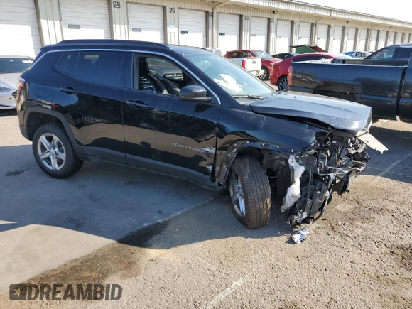 2024 Jeep Compass Latitude with VIN 3C4NJDBN2RT605382, listed as a Copart auction lot 64115305 with 35,562 mi miles and Salvage title. Bid and sale history available at DreamBid. Image 4.
